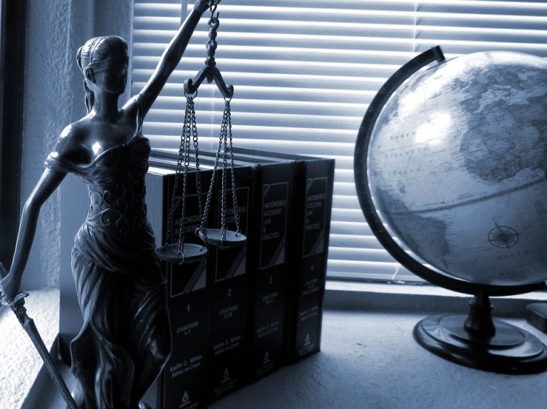 Standardy pracy biegłego psychologa wynikające z Kodeksu Karnego i Cywilnego z elementami psychologii zeznań i opiniowania sądowo-psychiatrycznego