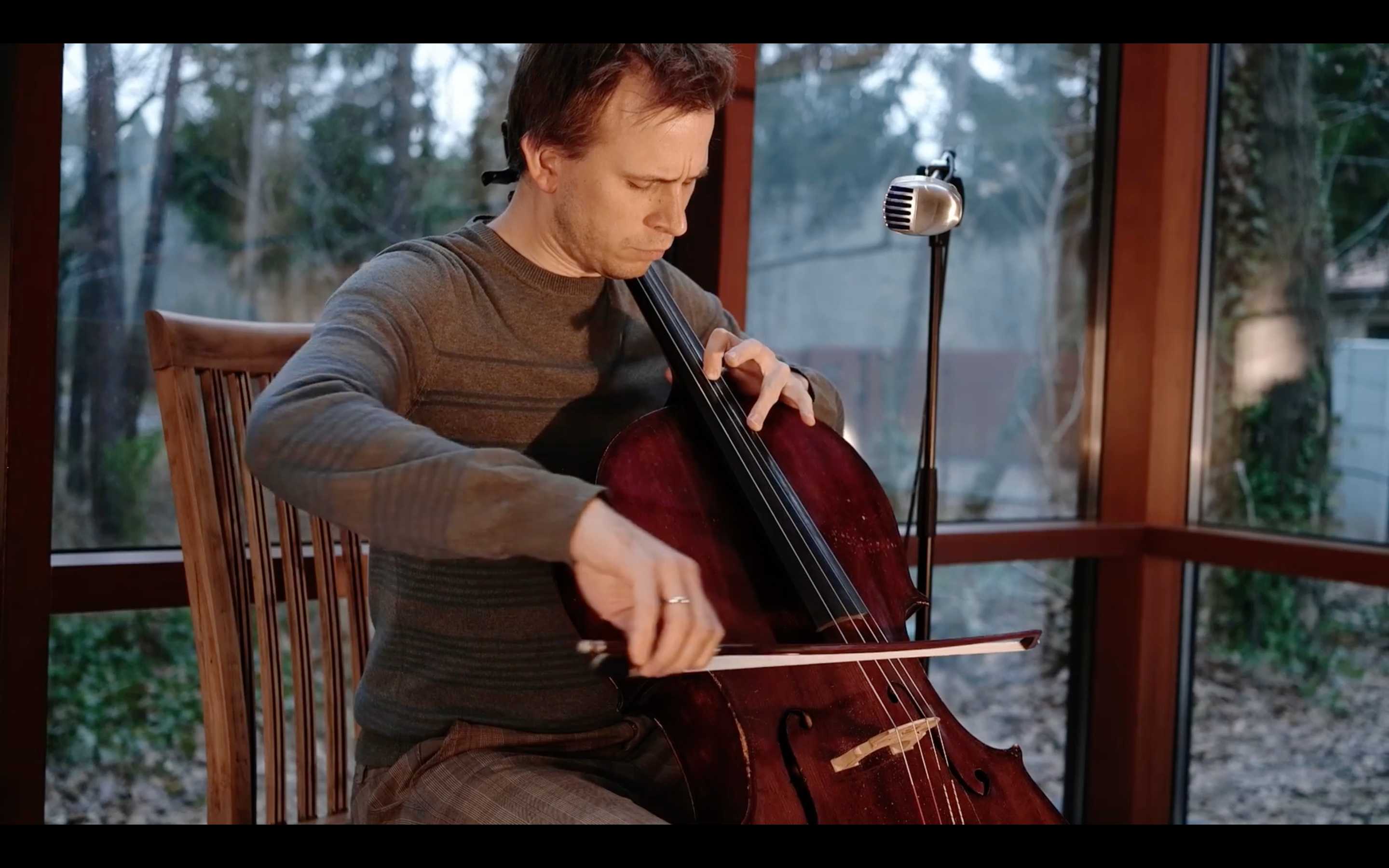 Marcin Zdunik. O ornamentacji na przykładzie 6 suit wiolonczelowych J. S. Bacha.