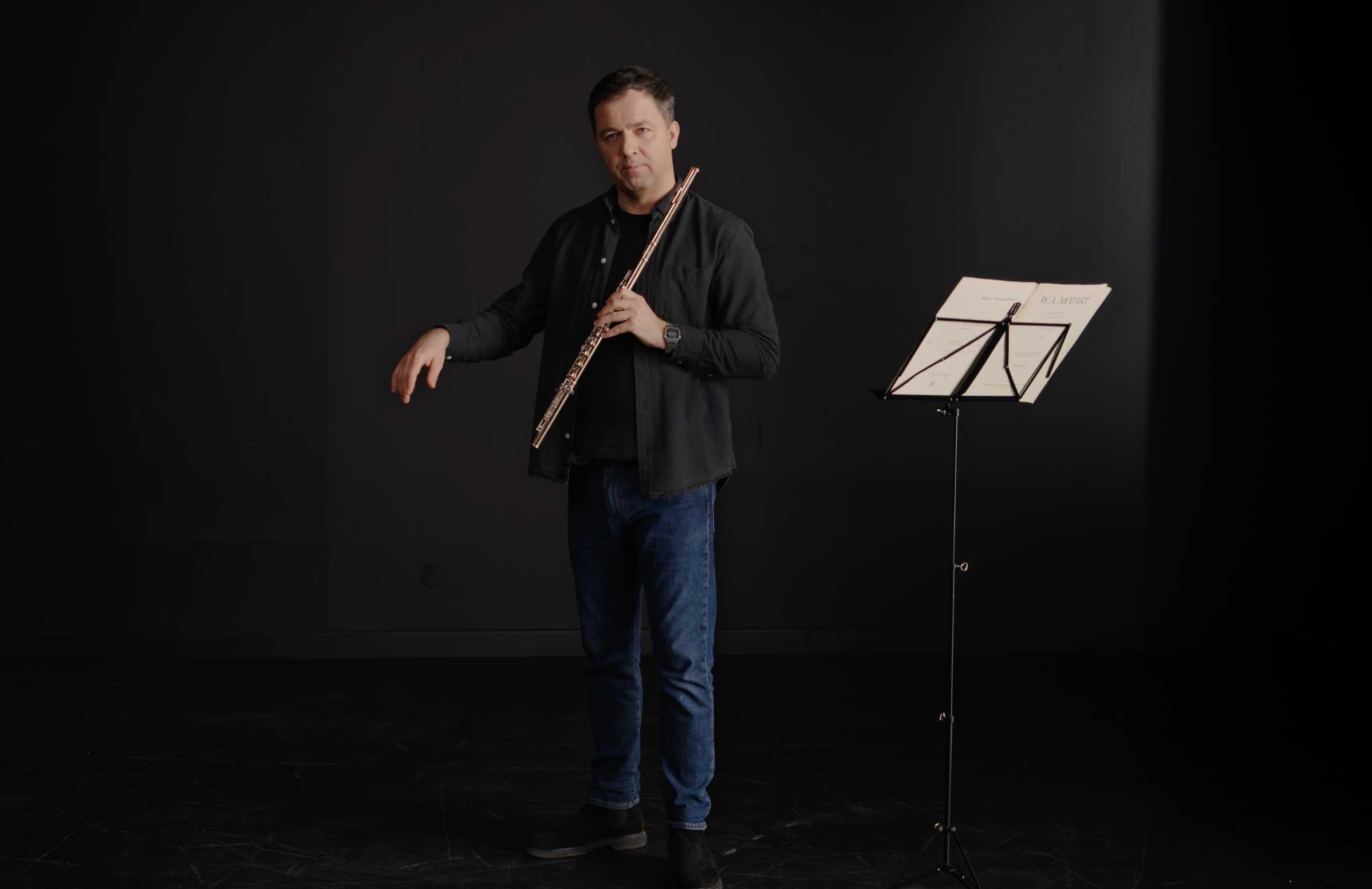 Seweryn Zapłatyński. Postawa flecisty oraz prawidłowe trzymanie instrumentu – nie tylko dla początkujących ~ 16min.