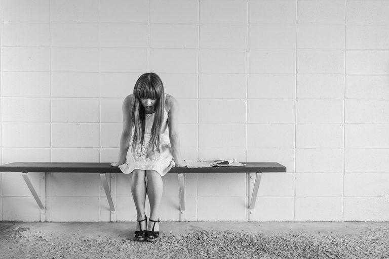 Diagnoza i ocena traumy psychicznej z wczesną interwencją psychotraumatologiczną i podstawami psychiatrii